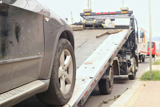 Dale's Towing & Storage