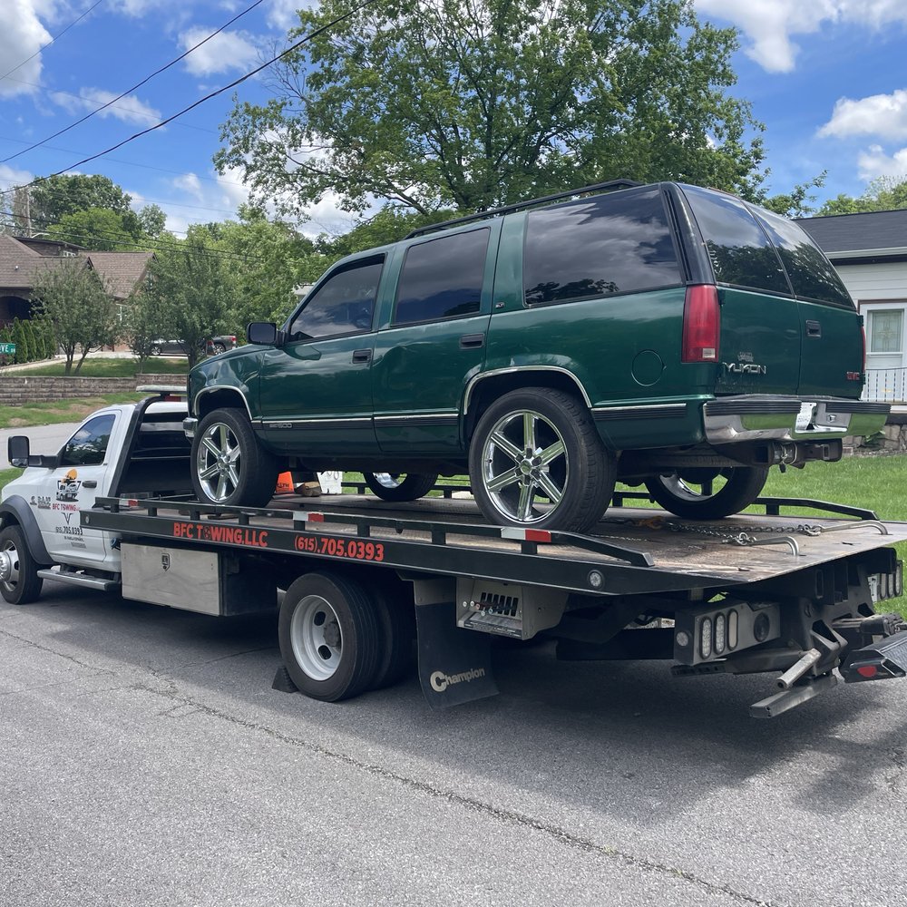 Best Tow Truck in Franklin - Fast 24/7 Roadside Assistance